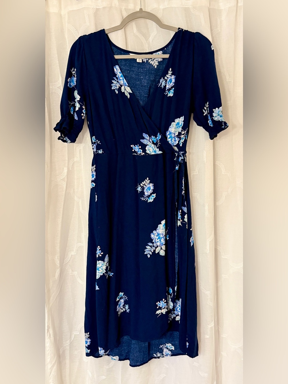 Time and Tru Small 4-6 Navy Blue Floral Faux Wrap Midi Dress
